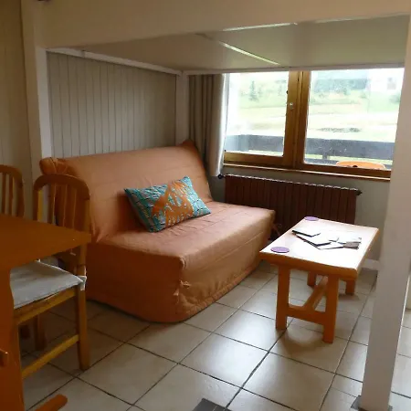 Bright & Cosy Studio In Lavachet, Apartment *