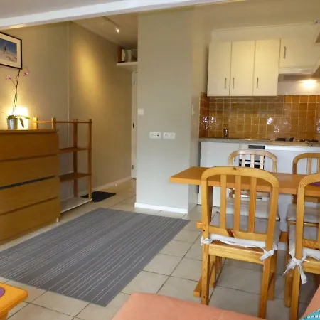 Bright & Cosy Studio In Lavachet, Apartment *